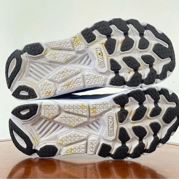 Hoka Women’s Clifton 6 Running Shoes | US 7.5 - Picture 5 of 6